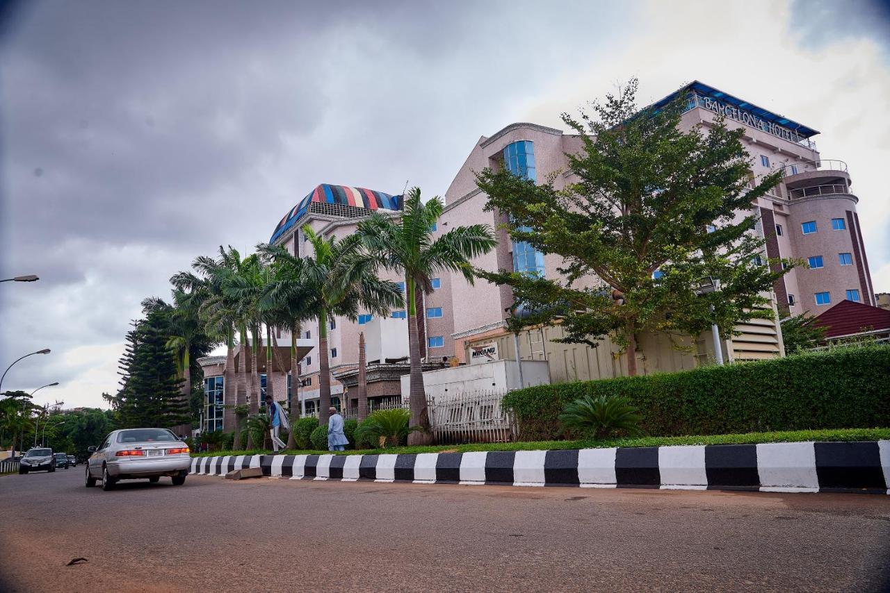 Barcelona Hotels, Abuja Mobushipe Luaran gambar