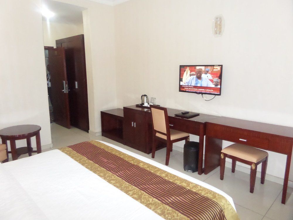Barcelona Hotels, Abuja Mobushipe Luaran gambar