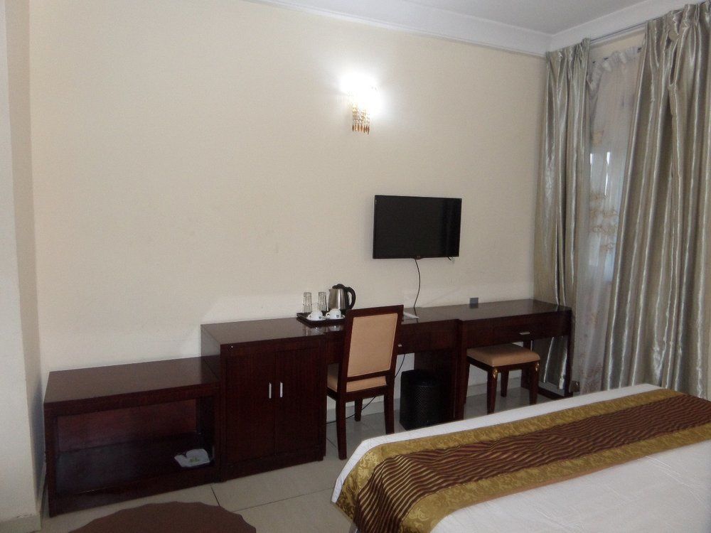 Barcelona Hotels, Abuja Mobushipe Luaran gambar